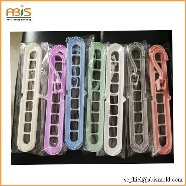 Plastic Clothes Hanger Injection Mould Plastic Clothes Hanger Injection Mould